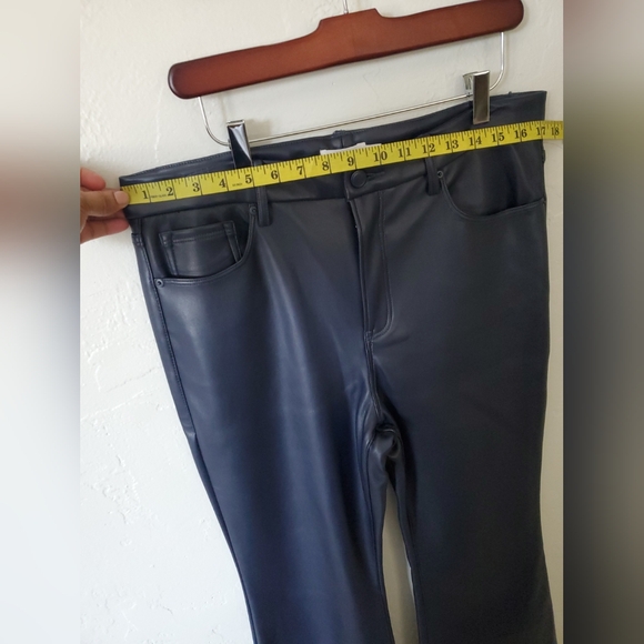 Good American Nevy Blue Flared Women's Pants - Picture 9 of 12